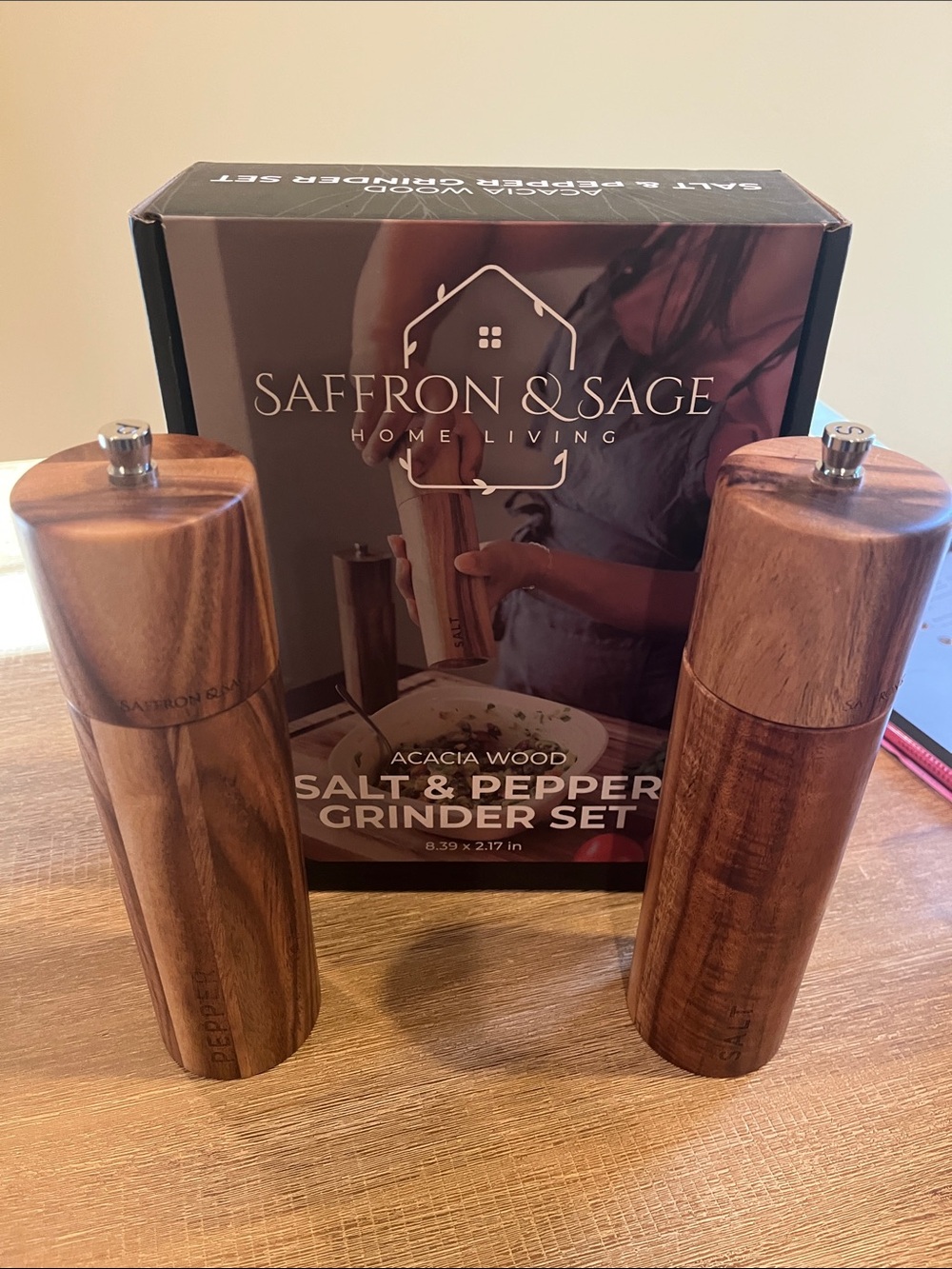 Saffron & Sage Salt & Pepper Grinder Set